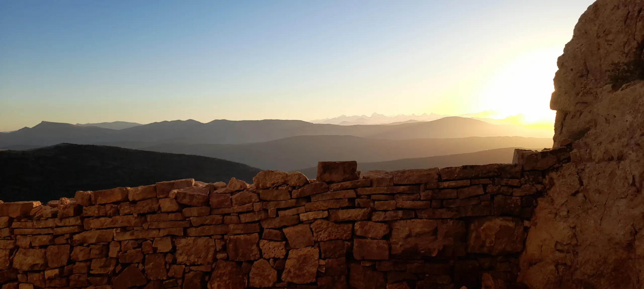 un muret en Drome Provençale